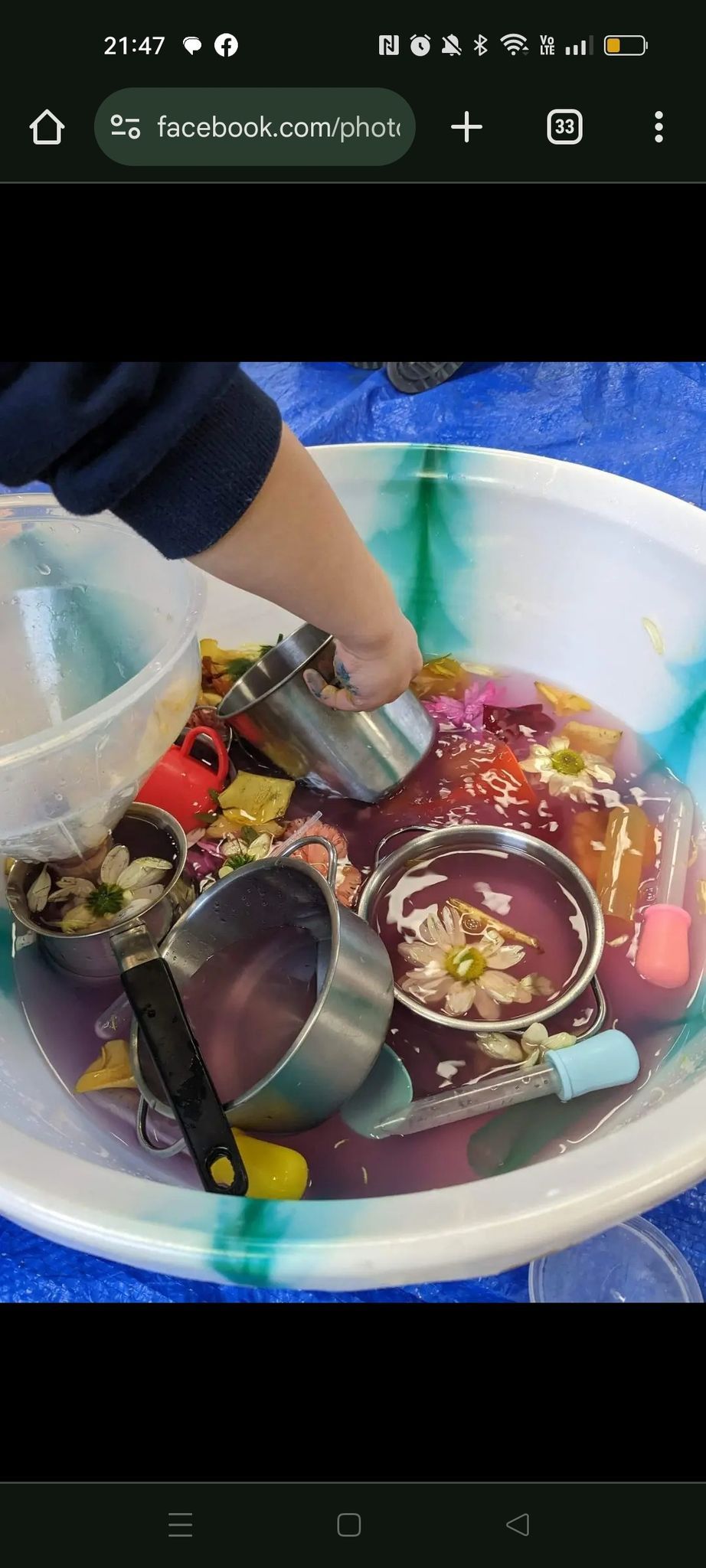 Messy play & crafts with Macmillan coffee morning 