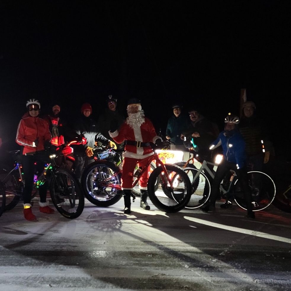 3rd Annual Ride to Holiday Lights on the Lake