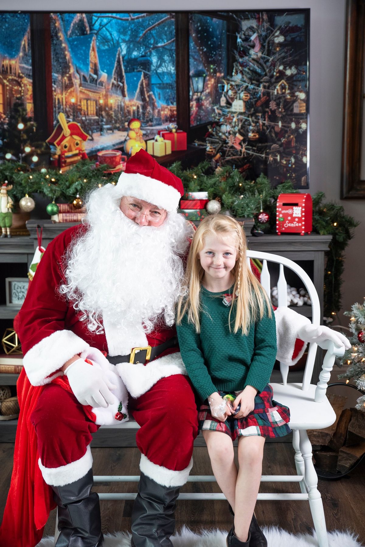 Photos with Santa- Benefit for Shop with a Cop