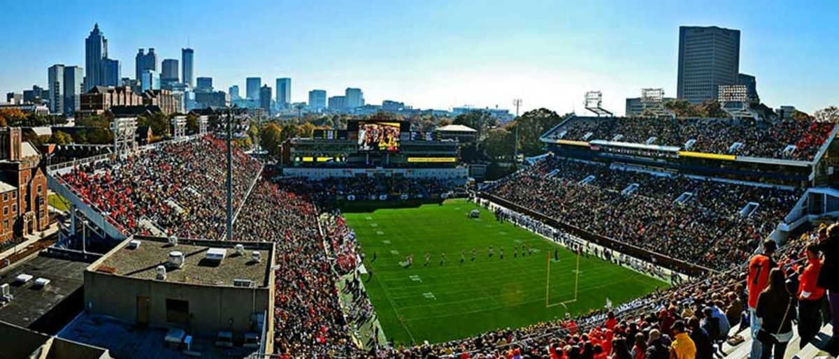 Gardner Webb Bulldogs at Georgia Tech Yellow Jackets Football at Bobby Dodd Stadium