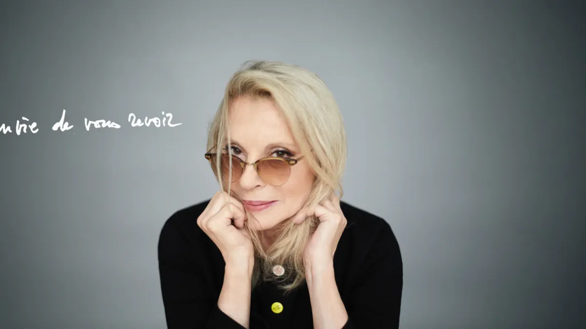 V\u00e9ronique Sanson, Ys\u00e9 in CH\u00c2LONS-EN-CHAMPAGNE