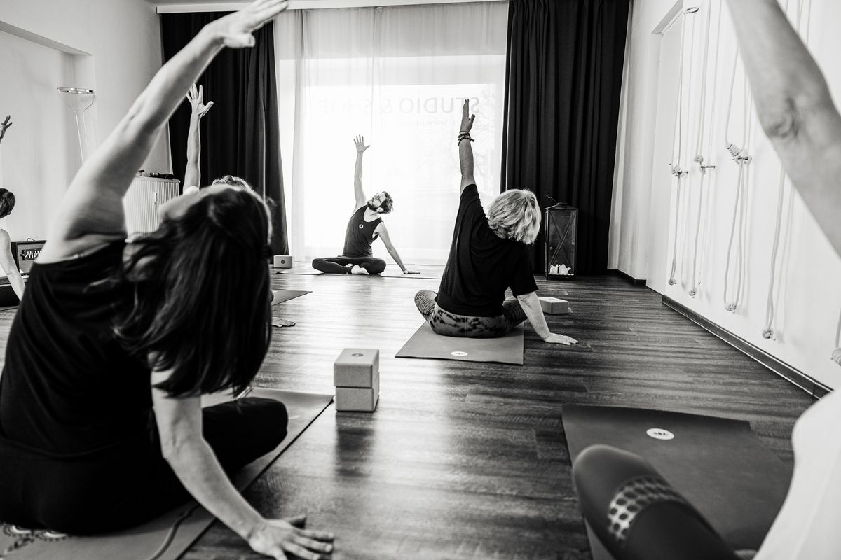 Yoga Crashkurs f\u00fcr Anf\u00e4nger*innen