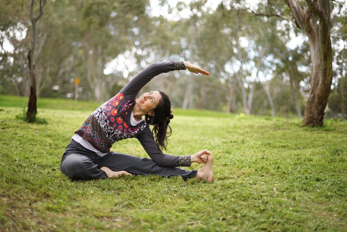 Yoga @ the Botanical Gardens with Anna 