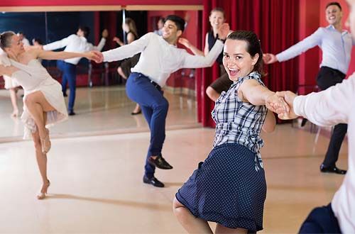 Swing Dancing Night with Tracy Machalek