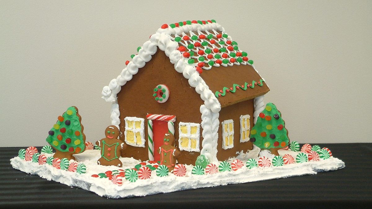 Gingerbread House Decorating 12\/12