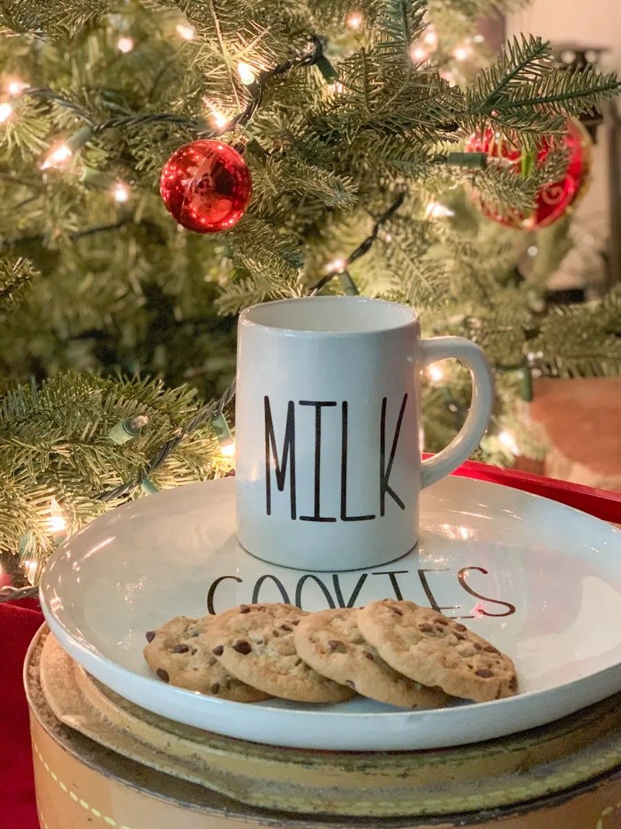 Special (Santa) Storytime with Milk & Cookies