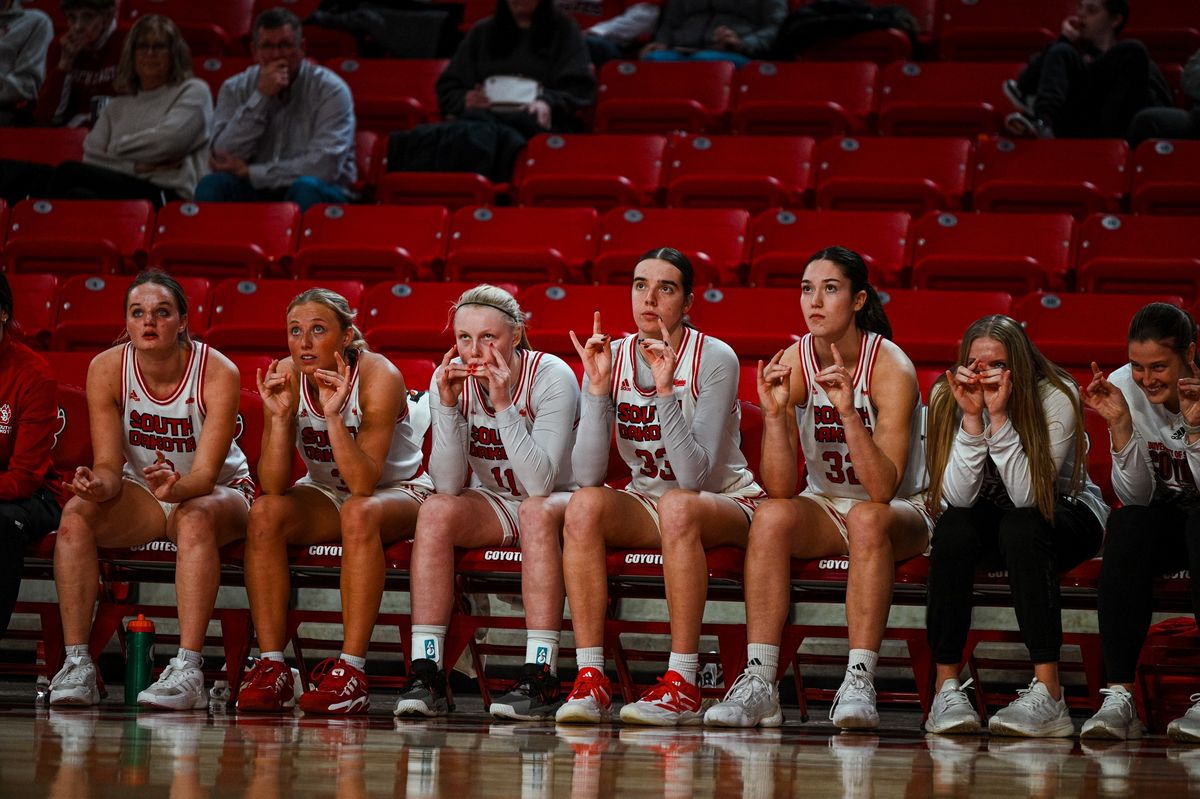 South Dakota Women's Basketball vs. Oral Roberts