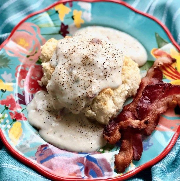 VINE 'N' SHINE Brunch - Biscuits & Mushroom Gravy with roasted potatoes and bacon on the side