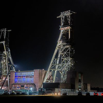 Clipstone Headstocks