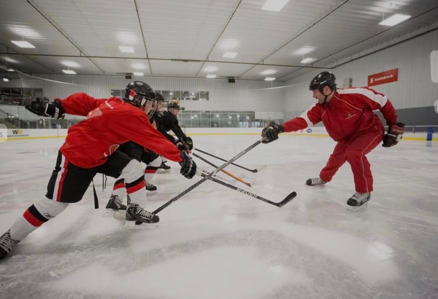 Hockey skills and power skating for adults 