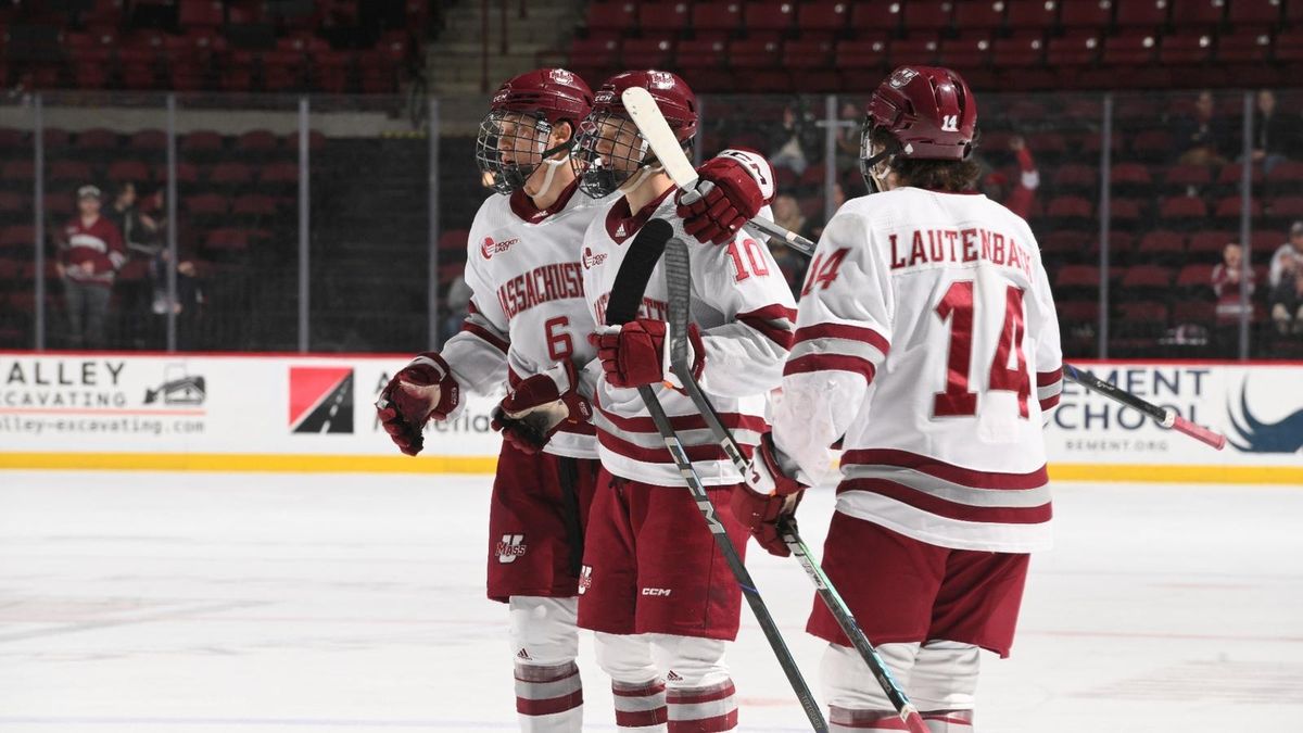 Parking Merrimack Warriors at Maine Black Bears Womens Hockey