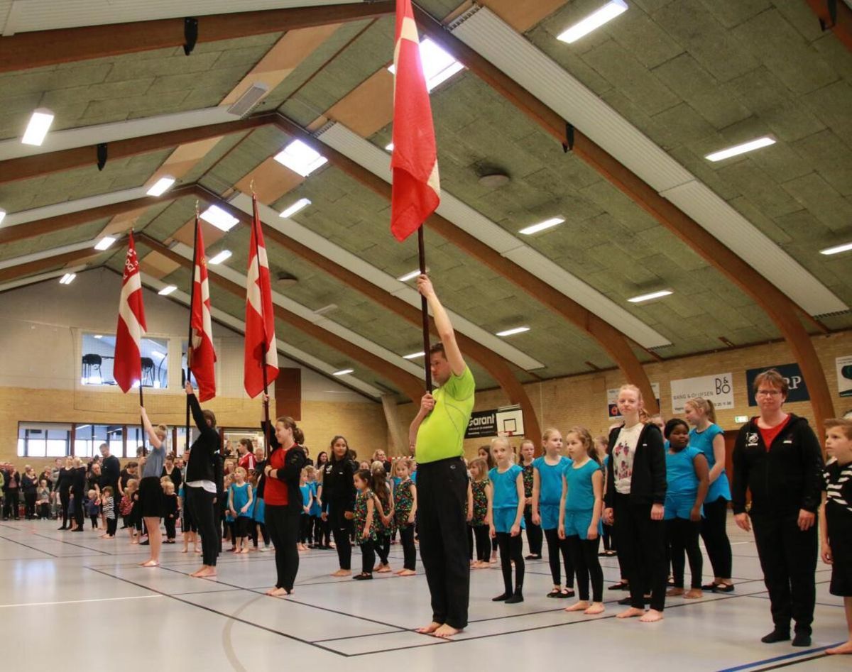 \u00d8IF Gymnastikopvisning 2025