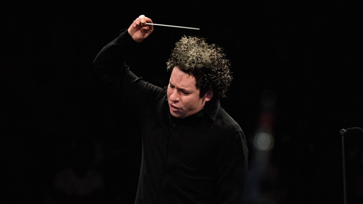 Dudamel Leads Beethoven 9