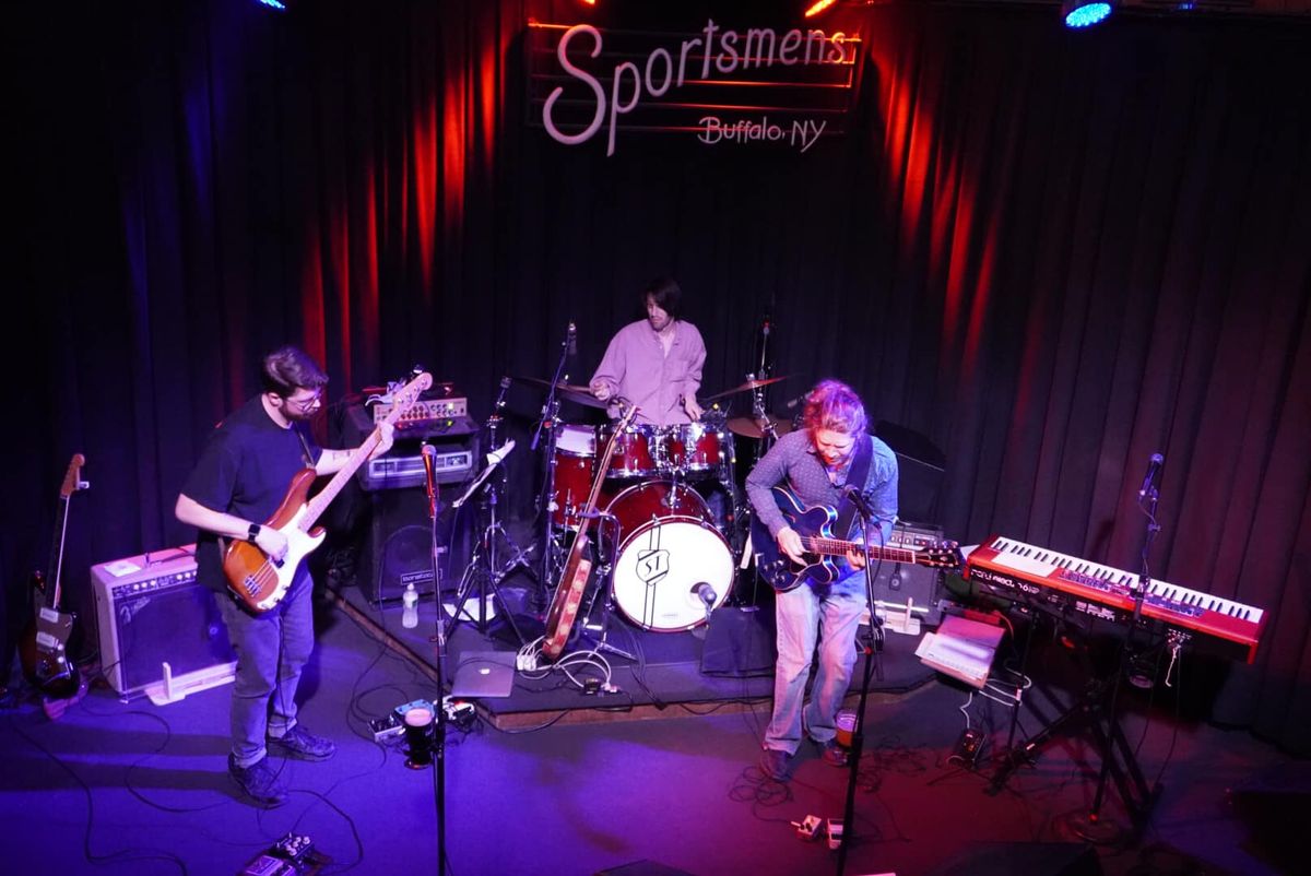 FAR Live at Sportsmen's Tavern 