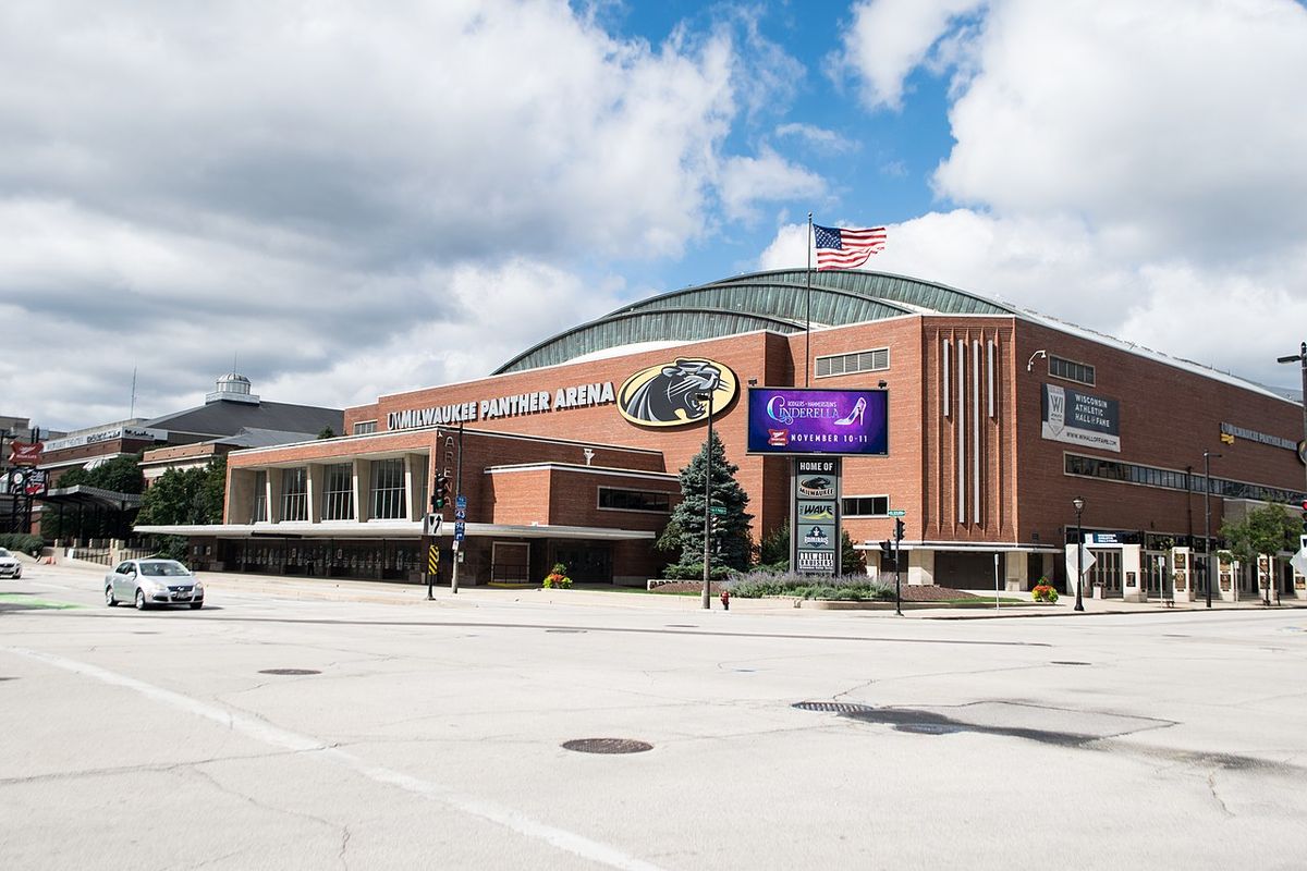 Parking Milwaukee Panthers at Wisconsin Badgers Womens Basketball