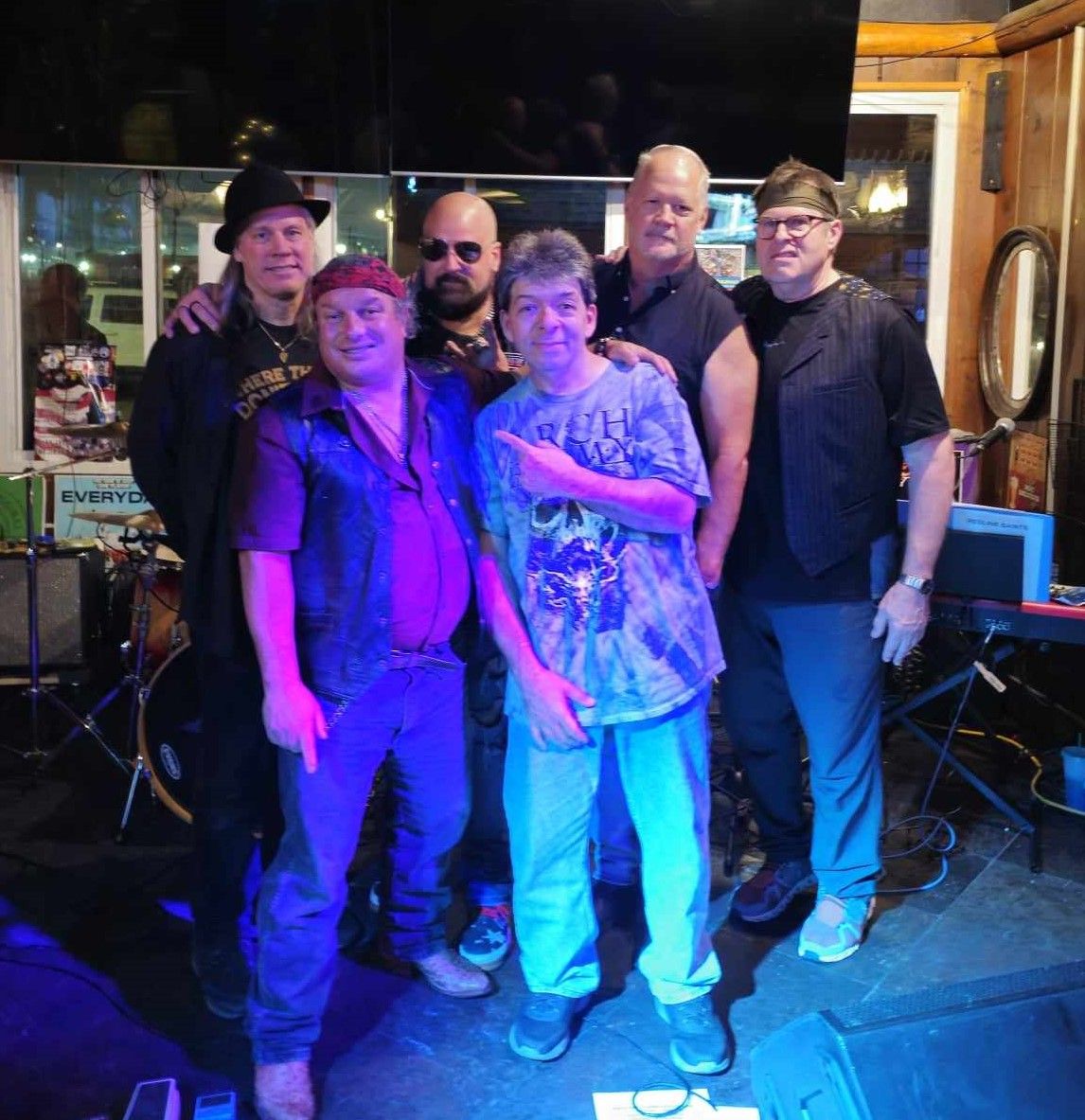 RedLine Saints Live at Tailgater's Sports Bar & Grill