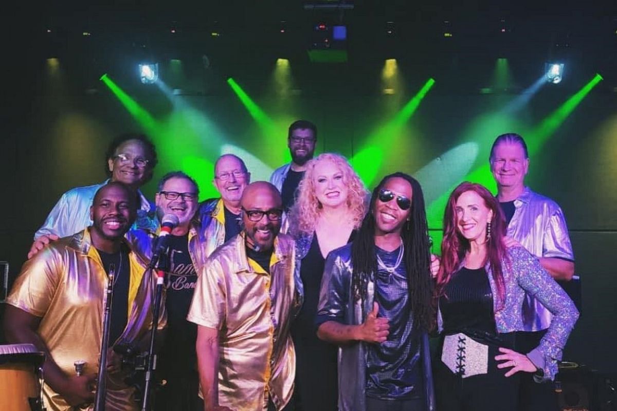 Hot Brass: Chicago\/Earth, Wind & Fire Tribute