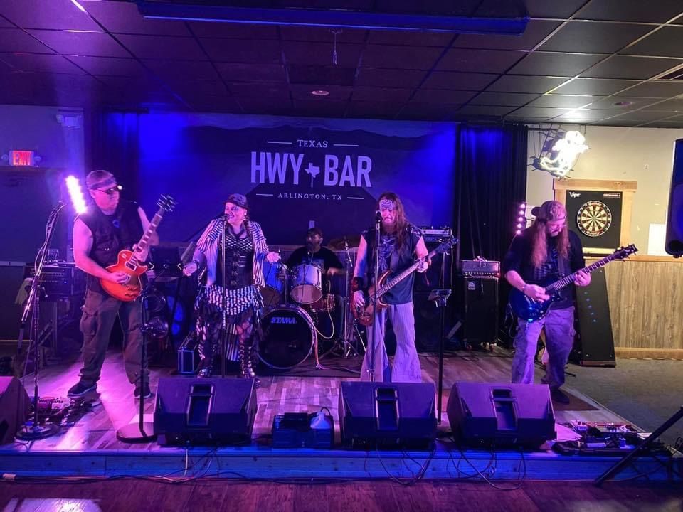 Rogue Radio live at HWY BAR