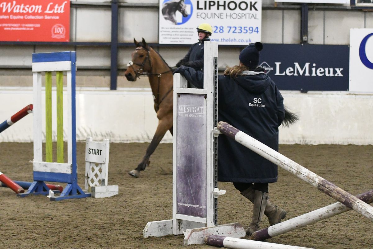 Sc Equestrian Crofton Indoor courses and poles