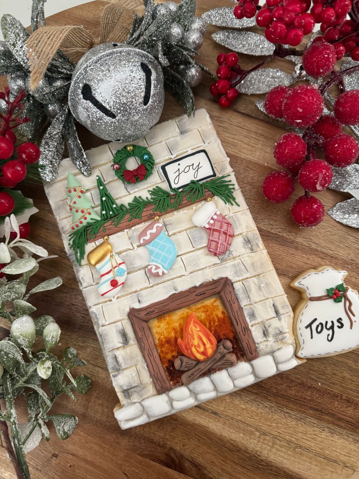 Christmas Mantle Cookie Decorating Workshop