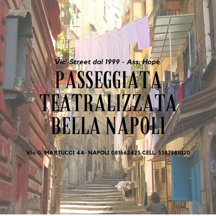 Passeggiata Teatralizzata BELLA NAPOLI