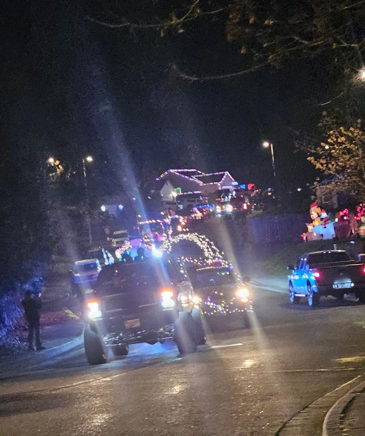 The Spirit of Christmas Parade\/Food drive Scappoose