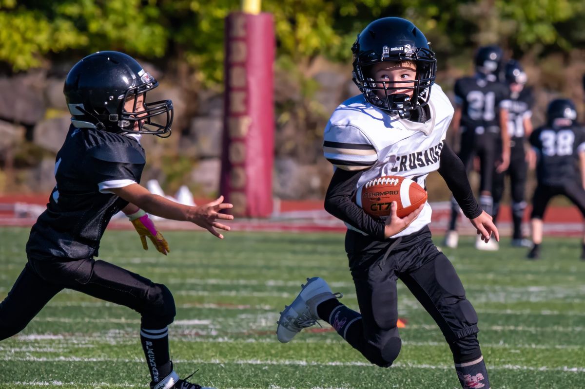 Crusader Youth Football 3rd\/4th Grade vs New Glarus