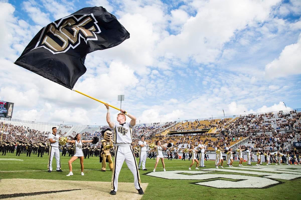 West Virginia Mountaineers at UCF Knights Womens Volleyball