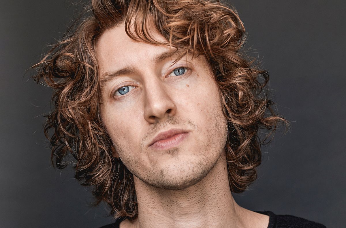 Dean Lewis at Riviera Theatre - IL