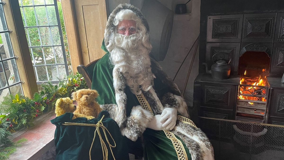 Breakfast Stories With Father Christmas at Kinver Rock Houses