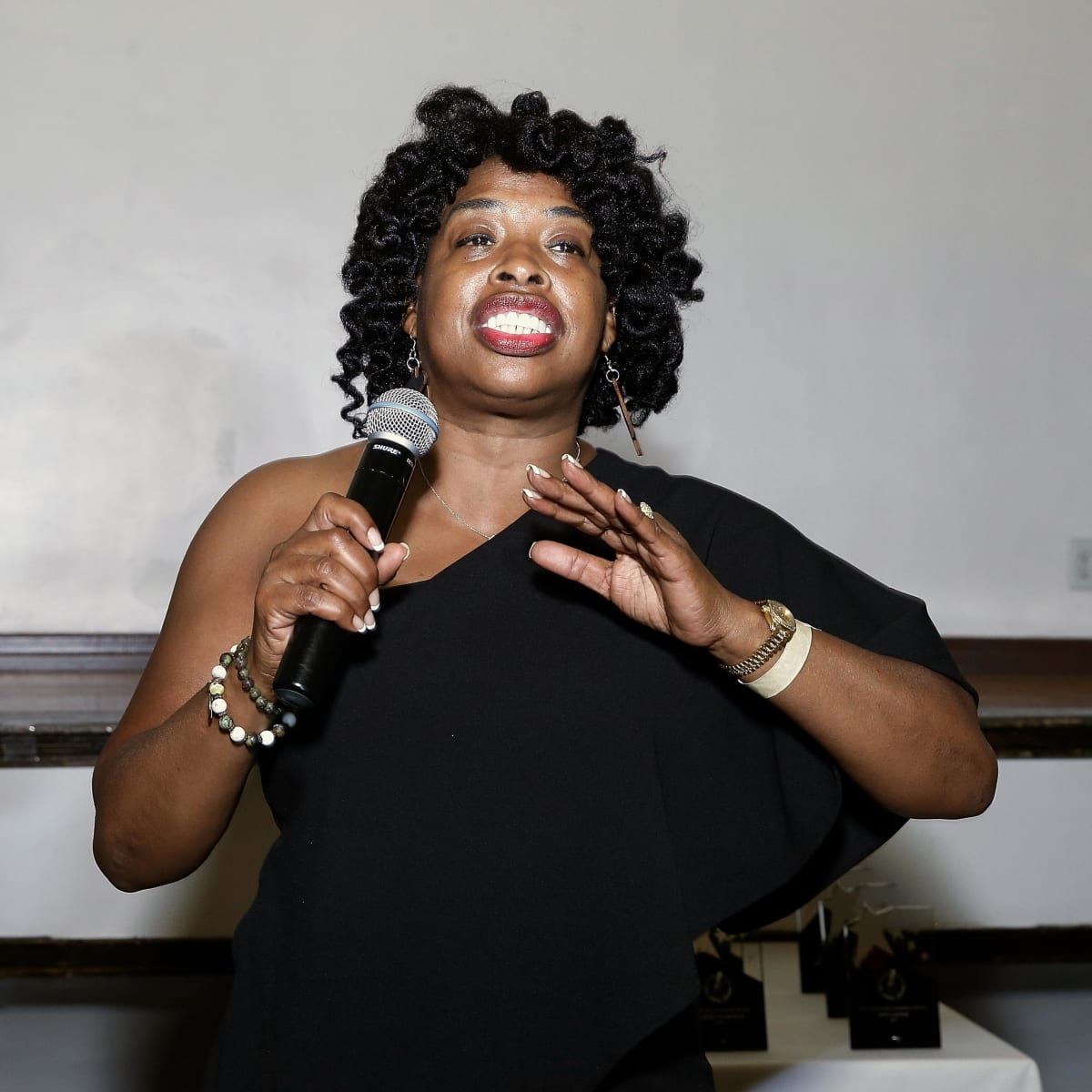 Adele Givens at Stardome Comedy Club