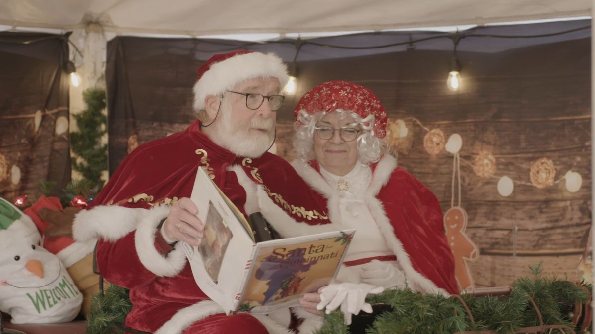 Santa & Mrs. Claus Story Time in Wyckoff, NJ