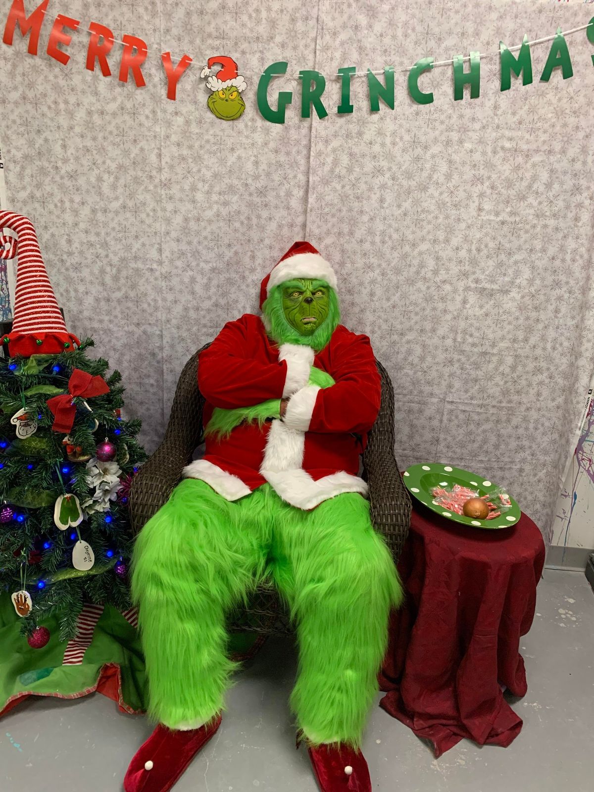 Paint with The Grinch Dec 8th