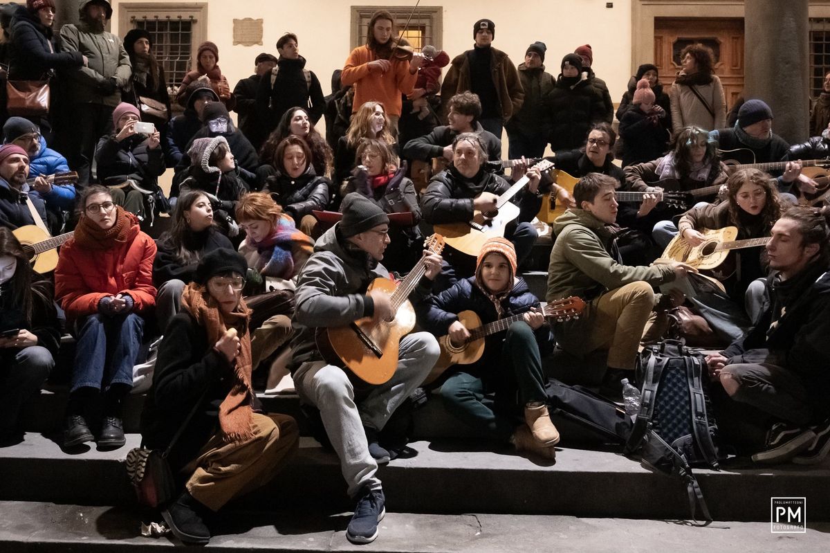 Cantata Anarchica per il compleanno di Fabrizio De Andr\u00e9 - Firenze