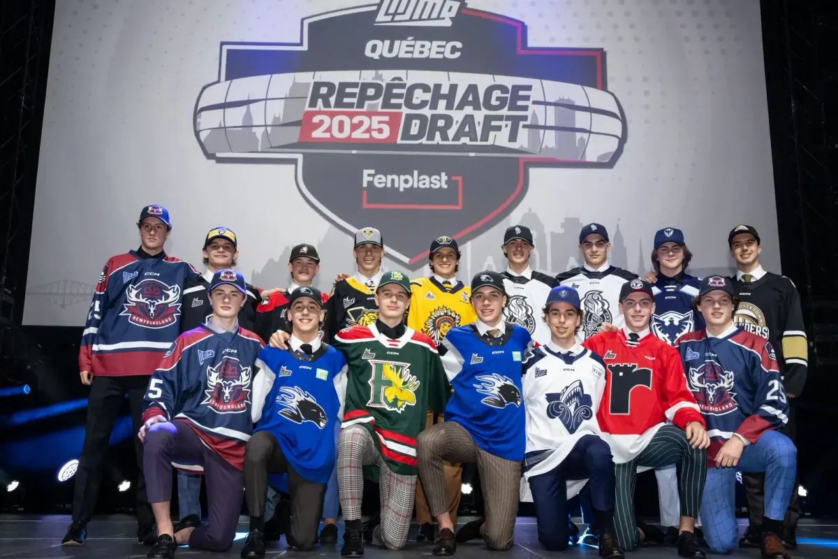 Newfoundland Regiment at Rouyn-Noranda Huskies at Arena Glencore