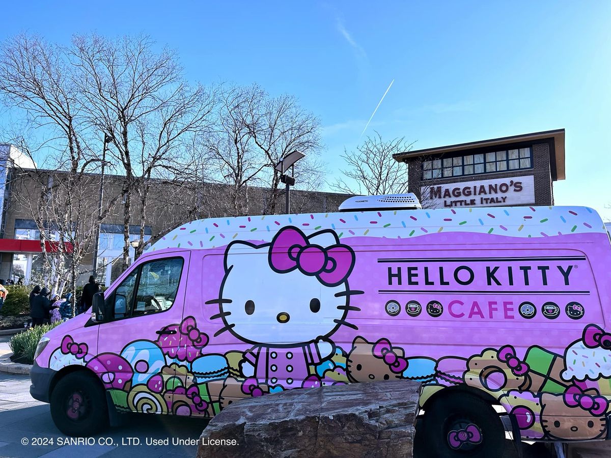 Hello Kitty Cafe Truck East - Columbia Appearance