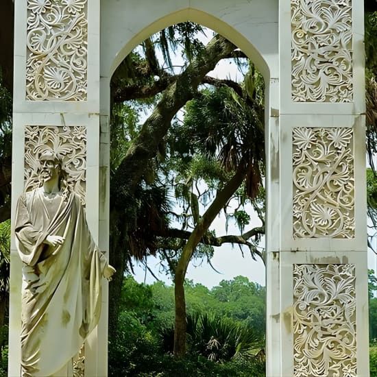 1-Hour Bonaventure Cemetery Golf Cart Guided Tour in Savannah