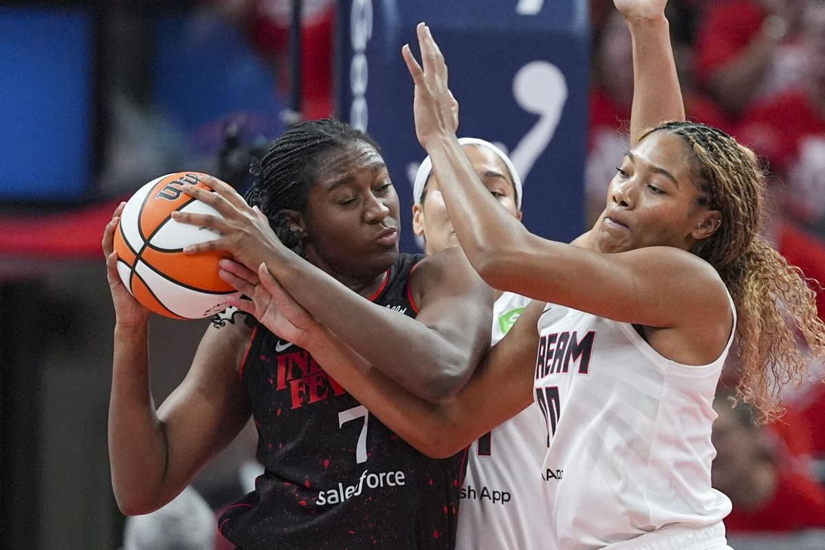 Parking Morehead State Eagles at Louisiana Ragin' Cajuns Womens Basketball
