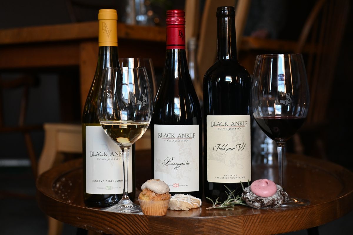 Valentine's Wine + Dessert Pairing