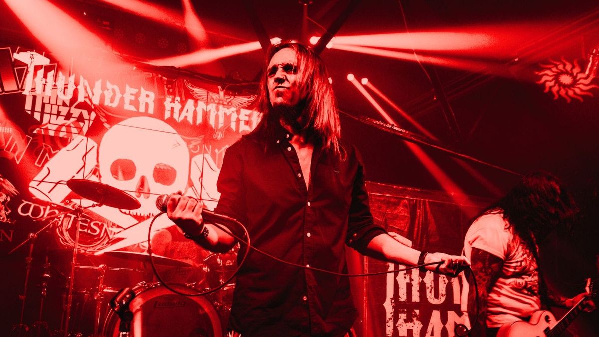 THUNDER HAMMER PERFORM 'MONSTERS OF ROCK'