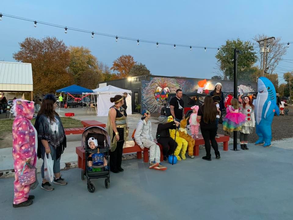 Jeepers Creepers 2, 1323 Lafayette Ave, Terre Haute, IN 478042642