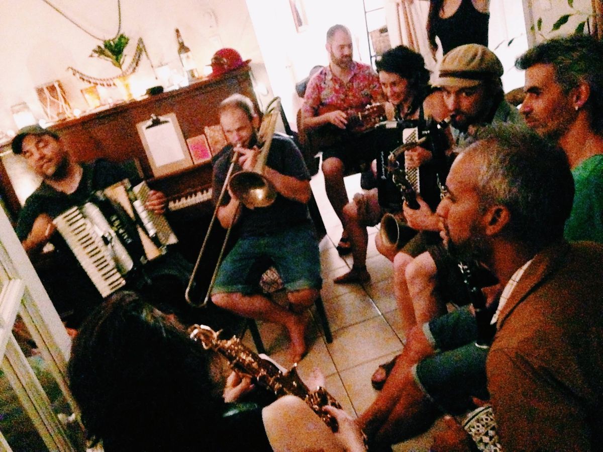 Jam balkanique \/ Balkan jam session