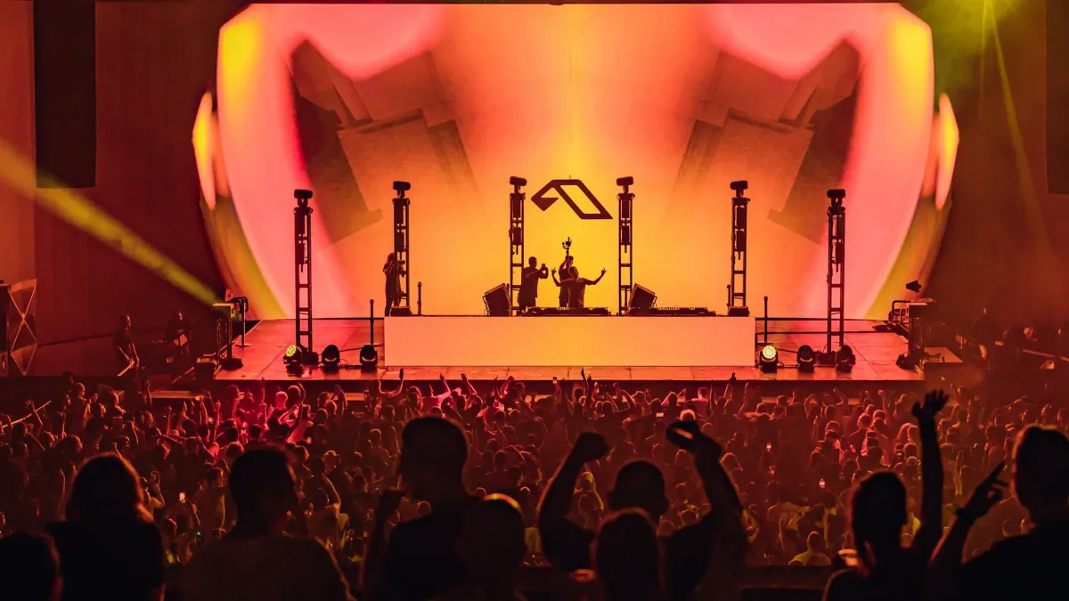 Oliver Smith in Singapore