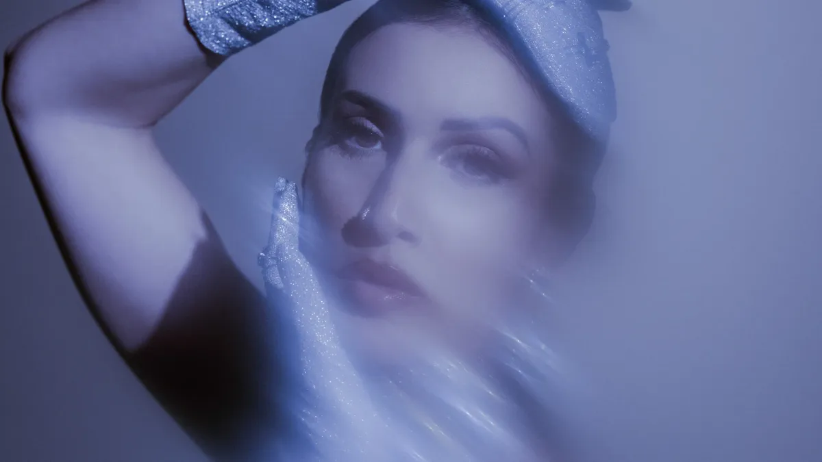 Lyna Mahyem in Paris