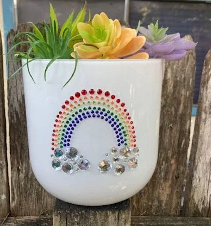 House of Gaia Enchanted Oasis with Music, Wellness + Healthy Nightlife