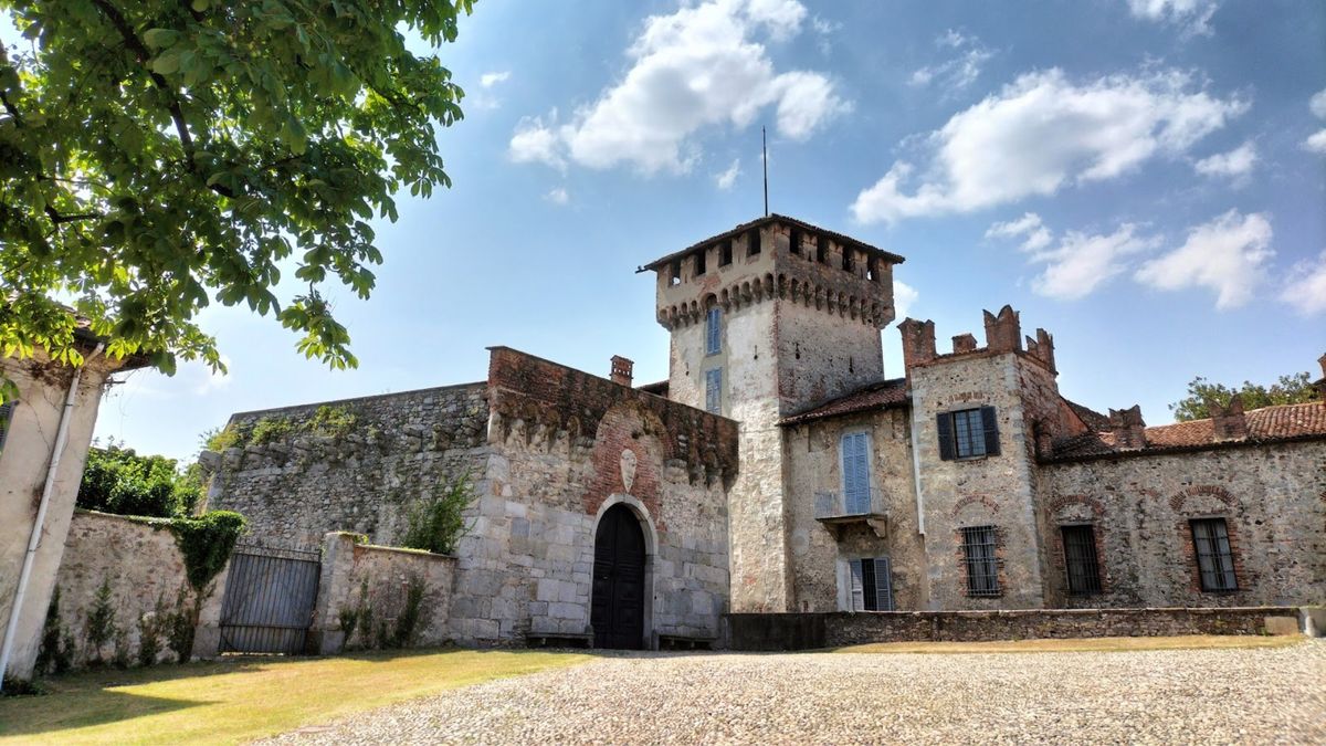 Apertura STRAORDINARIA con visita guidata del CASTELLO VISCONTI DI SAN VITO a Somma Lombardo