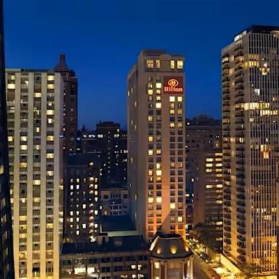 Hilton Chicago Magnificent Mile Suites