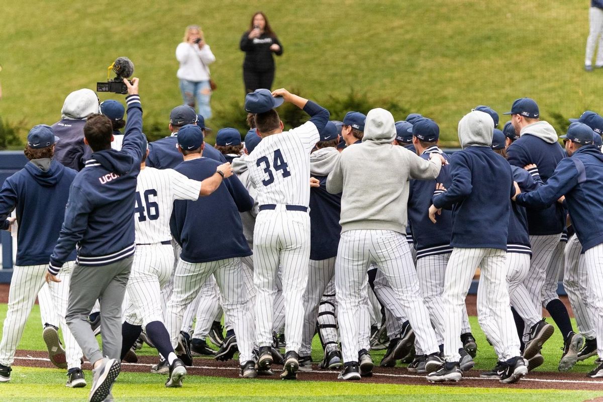 UConn Huskies at UCLA Bruins Baseball