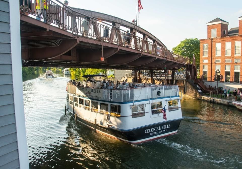 Sunday Narrated Brunch Cruise Aboard Colonial Belle