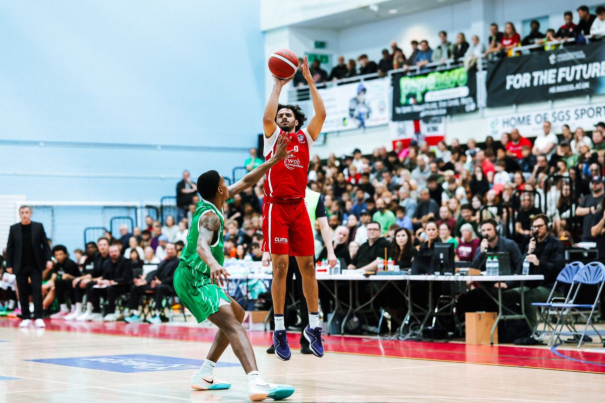 Bristol Flyers v London Lions - SLB